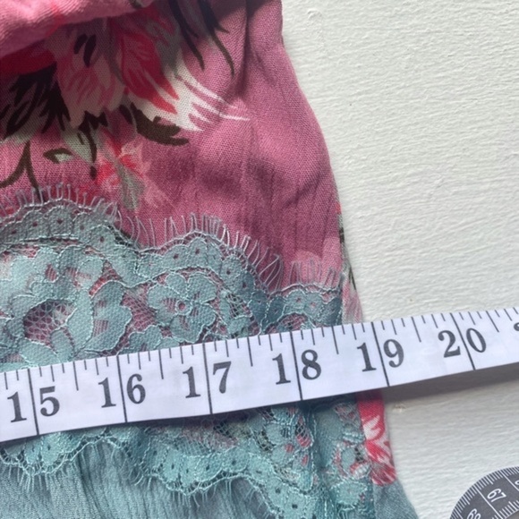 Umgee Mint Floral Lace Detail Dress - Picture 9 of 16